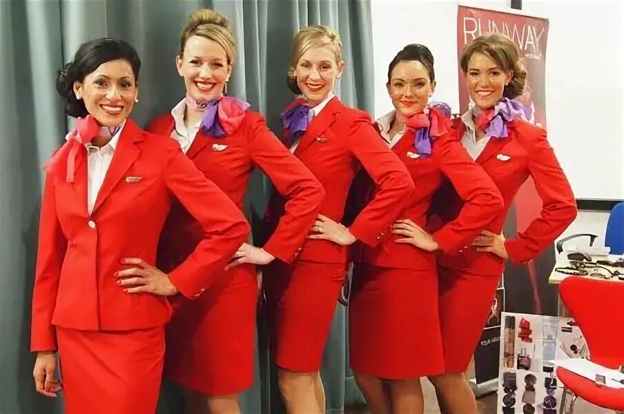 Прическа стюардессы как сделать Expert Tips for Looking Glam When You Fly Flight attendant uniform, Flight atten