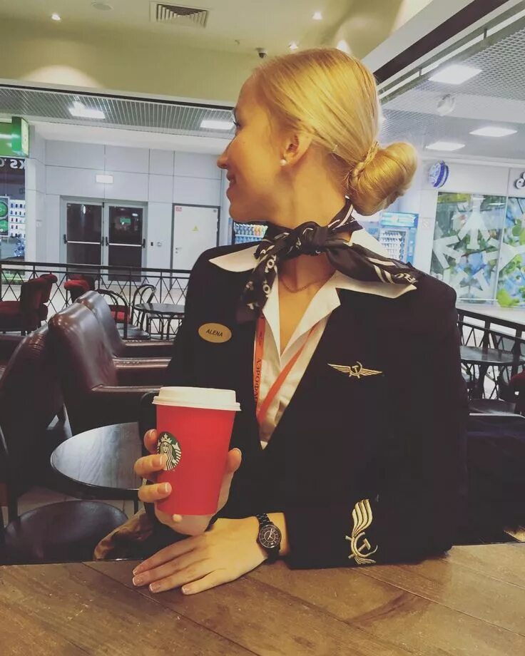 Прическа стюардессы как сделать Instagram photo by Alena Ryabchikova * Dec 9, 2015 at 8:31pm UTC Flight attendan