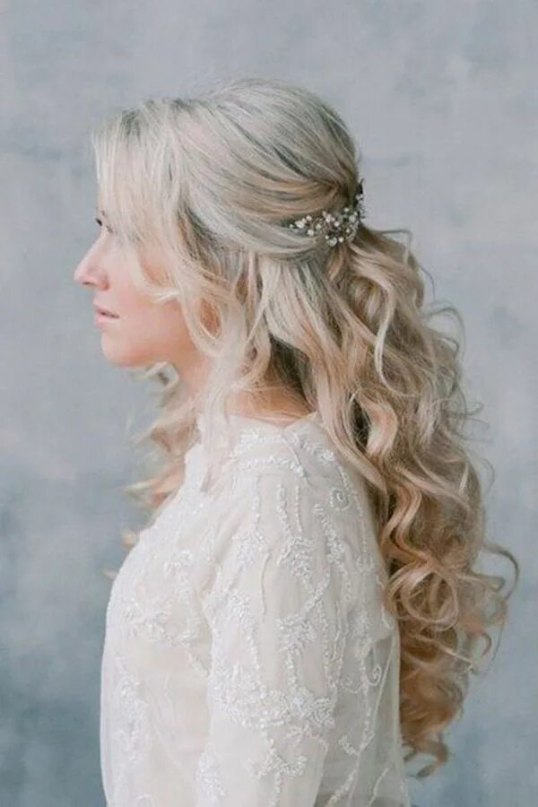 Прическа свадебные средние волосы распущено Half up Hair 17 Half Up Wedding Hairstyles Tania Maras Wavy wedding hair, Weddin