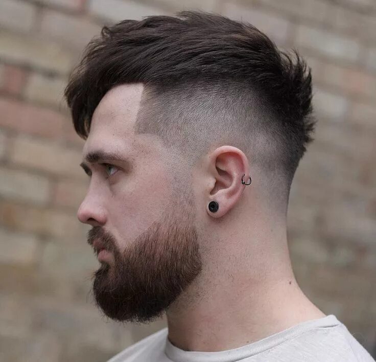 Прическа сверху длинные бока выбриты 25+ Good Haircuts For Men: 2024 Trends Mens hairstyles thick hair, Thick hair st