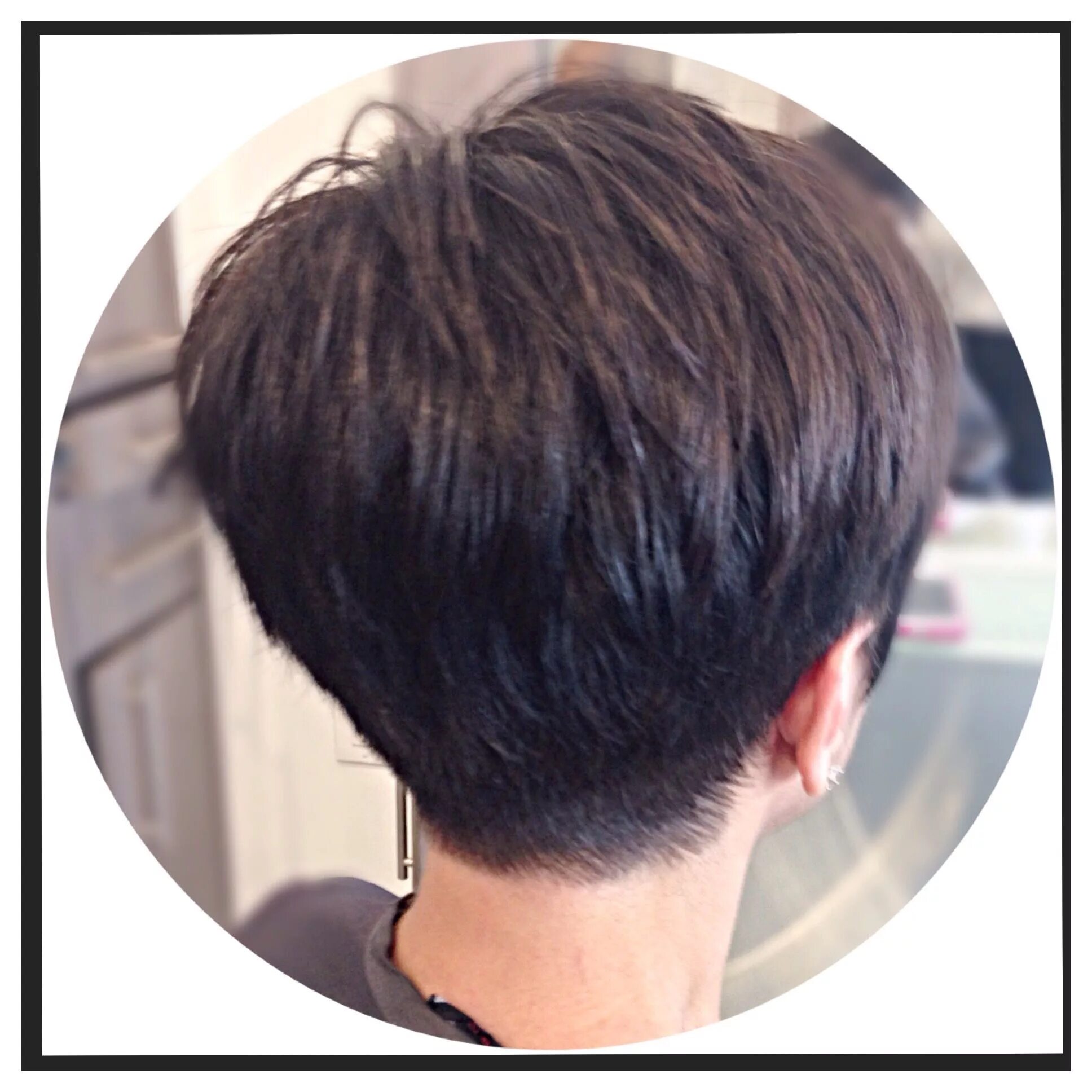 Прическа сзади коротко Perfect easy short hair @gleamhairstudio Miami Short hair cuts, Short hair hairc