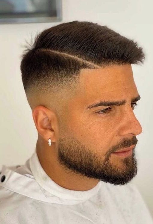 Прическа там 52 Comb Over Hairstyles for Men That'll Revive Your Hair Mens haircuts fade, Fad