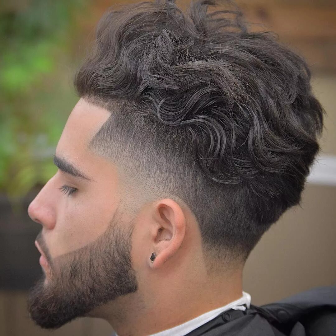 Прическа taper fade мужская 100+ New Men's Hairstyles (Top Picks) Cabelo ondulado masculino, Corte de cabelo