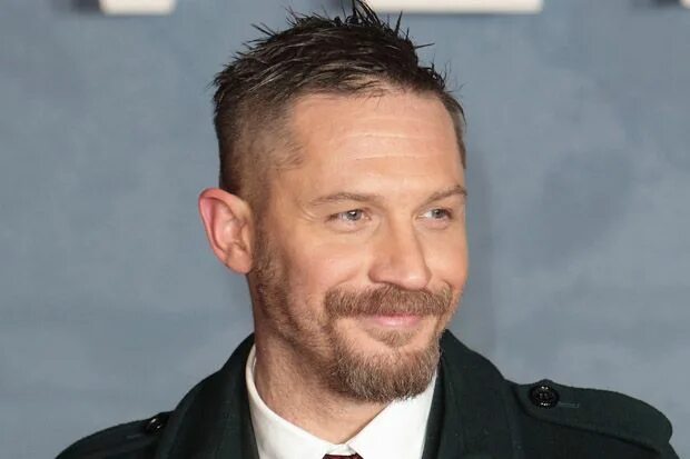 Прическа тома Pin on Tom Hardy