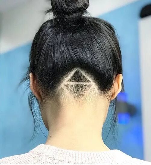 Прическа треугольник A cute #undercut for long #hair #women #hairstyle Undercut long hair, Undercut h