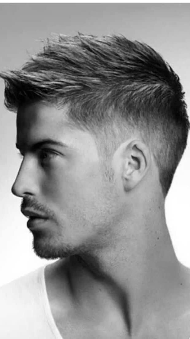 Прическа тройка мужская Men Haircut Style Kort kapsel man, Vervaagd kapsel, Korte mannenkapsels