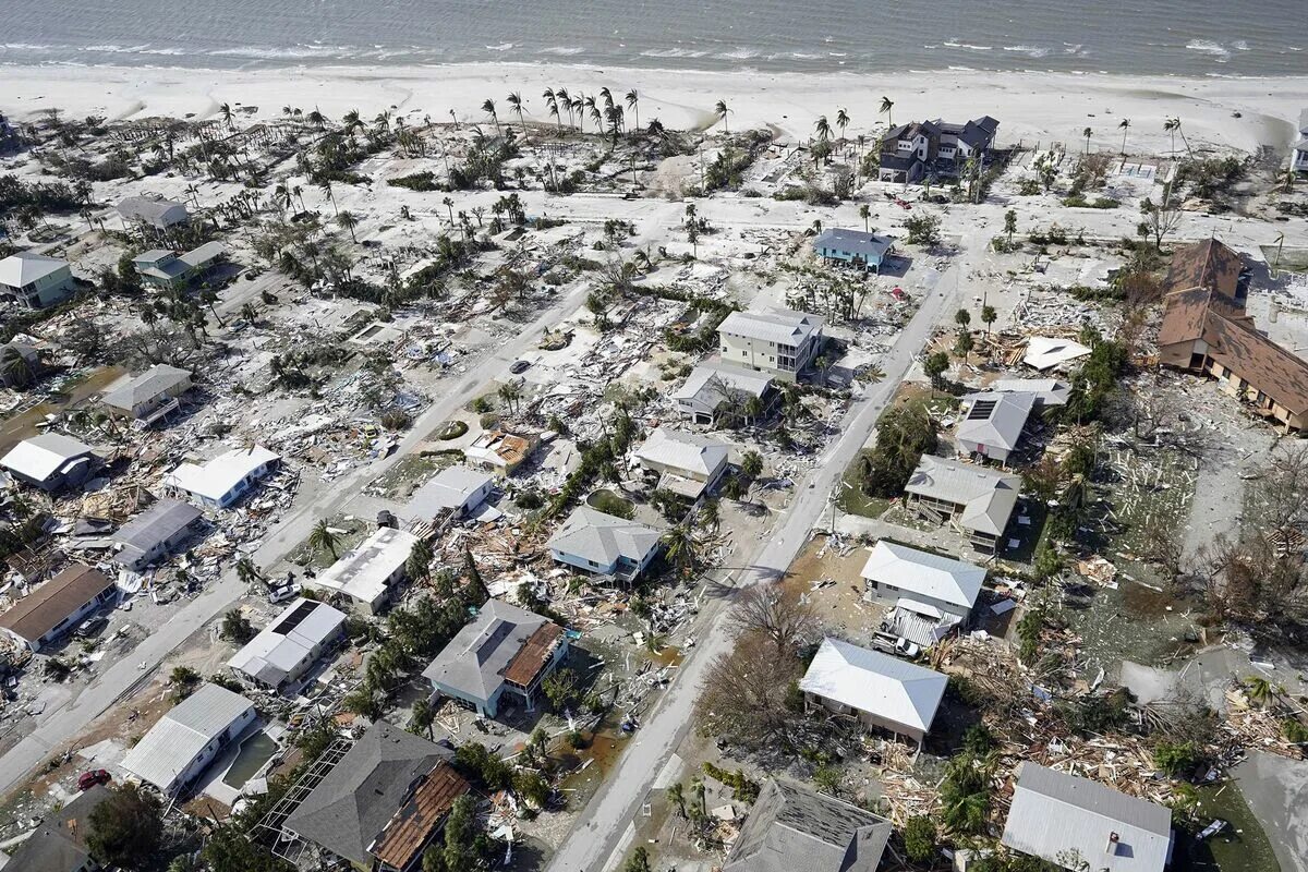 Прическа урагана Ian Leaves Trail of Wreckage in Florida as It Heads to Carolinas - Bloomberg