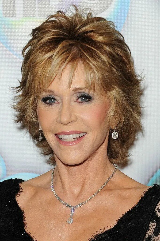 Прическа в 50 лет женщине фото Jane Fonda Photostream Short shag hairstyles, Short hair with layers, Jane fonda