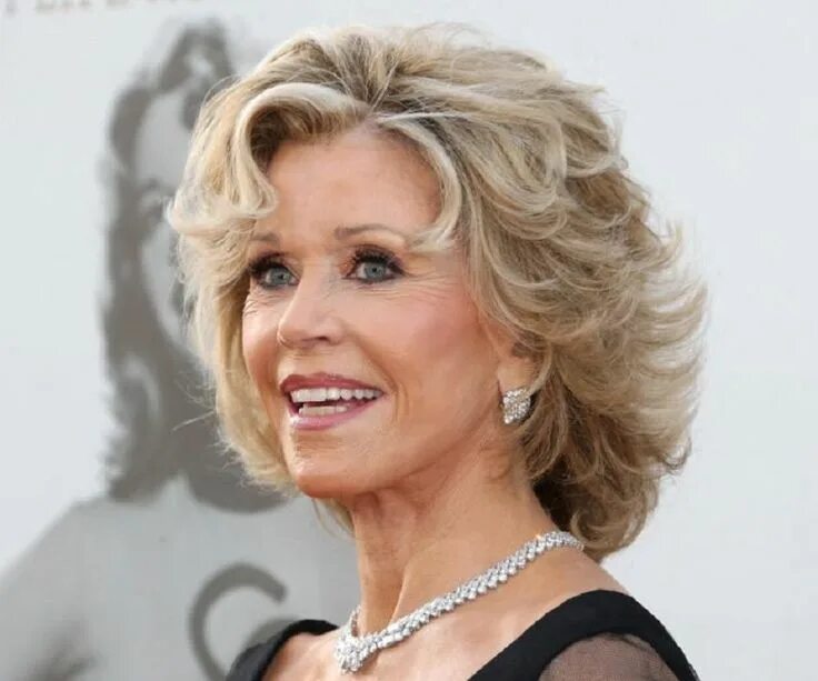 Прическа в 50 лет женщине фото Pin by rauf ashraf on rauf ashraf Jane fonda hairstyles, Jane fonda, Jane fonda 