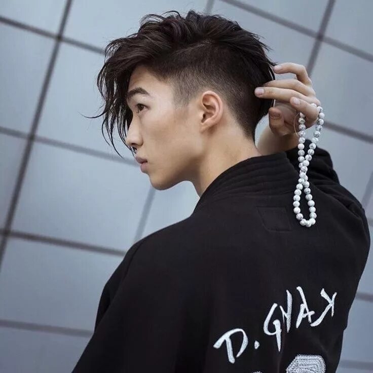 Прическа в корейском стиле мужская ☆ Follow me sweet @omguhoney ☆ Asian men hairstyle, Men haircut undercut, Haircu