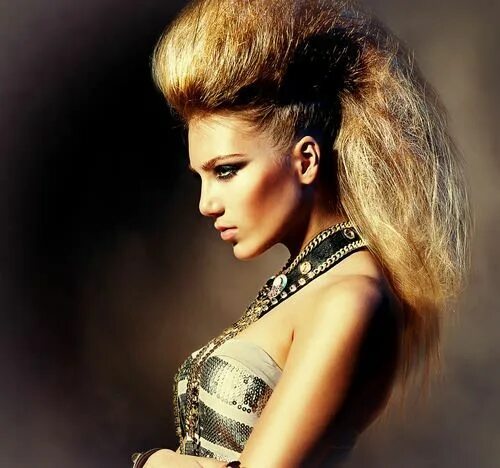 Прическа в стиле рок женская 29 Punk Hairstyles for Women (Trending in 2024) Punk hair, Rock hairstyles, Hair