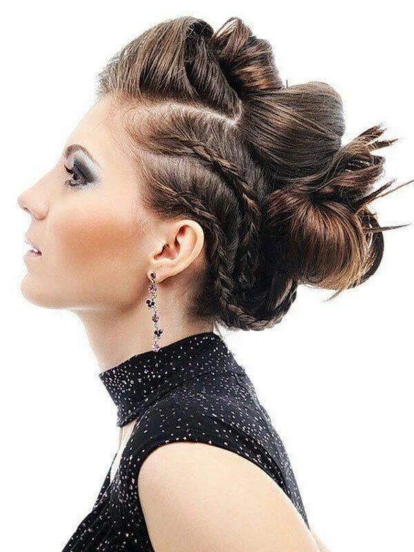 Прическа в театр на длинные волосы Pin on updos for long hair