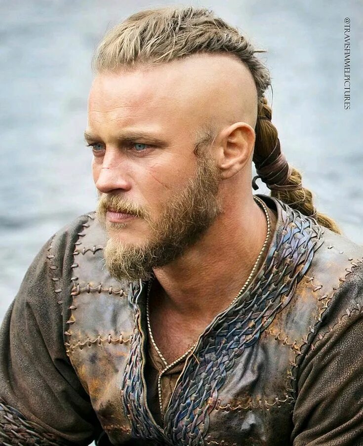 Прическа викингов фото Pin by Fabienne Gourier on Viking Viking beard styles, Viking beard, Ragnar