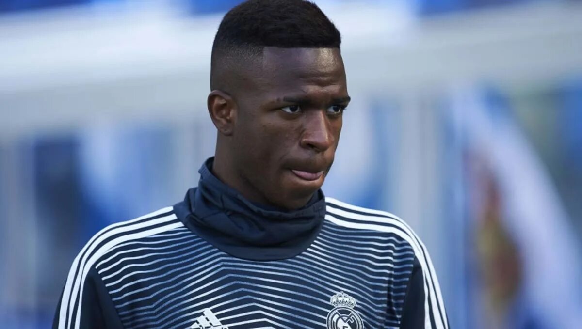 Прическа винисиуса джуниора 2024 Vinicius Jr Admits Real Madrid Players Are 'Tired' as Pre-Season Tour Kicks Off 