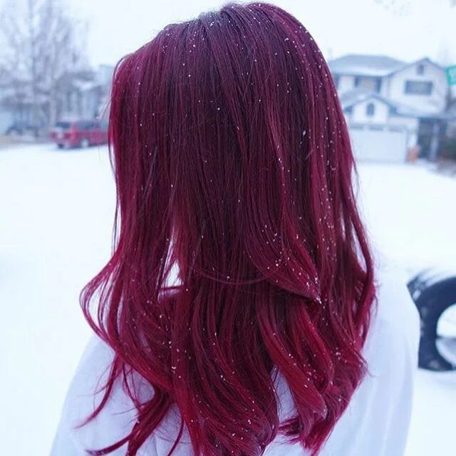 Прическа вишня Hairstyles on Instagram: "Winter wonderland! Amazing #redhair for day 6 of the #