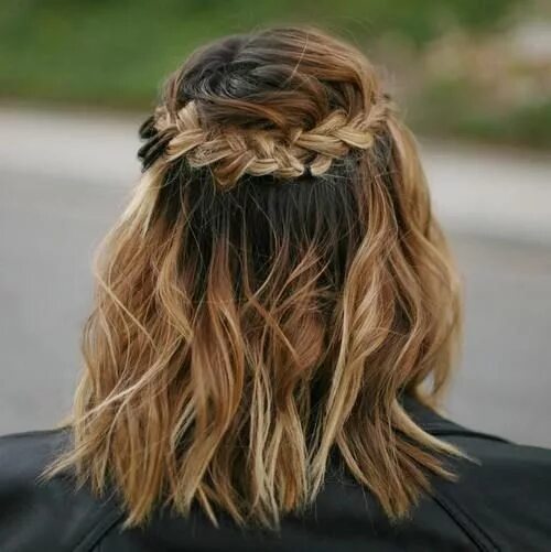 Прическа водопад на каре Braids for Short Hair: Newest Ideas Braid crown short hair, Braids for short hai