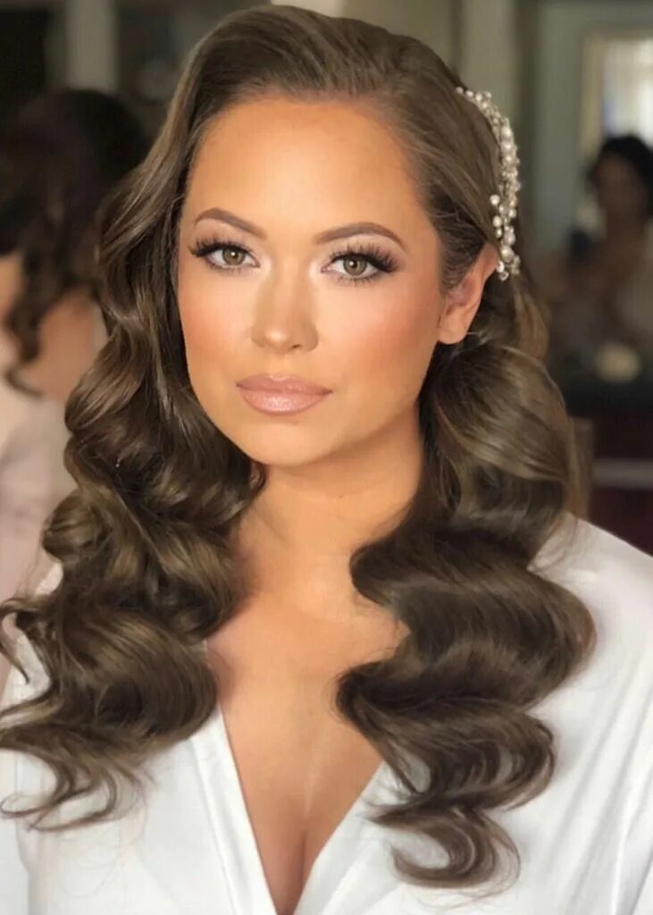 Прическа волны на длинные San Diego Makeup Artist Shaded by Shay Bride makeup natural, Wedding makeup brid