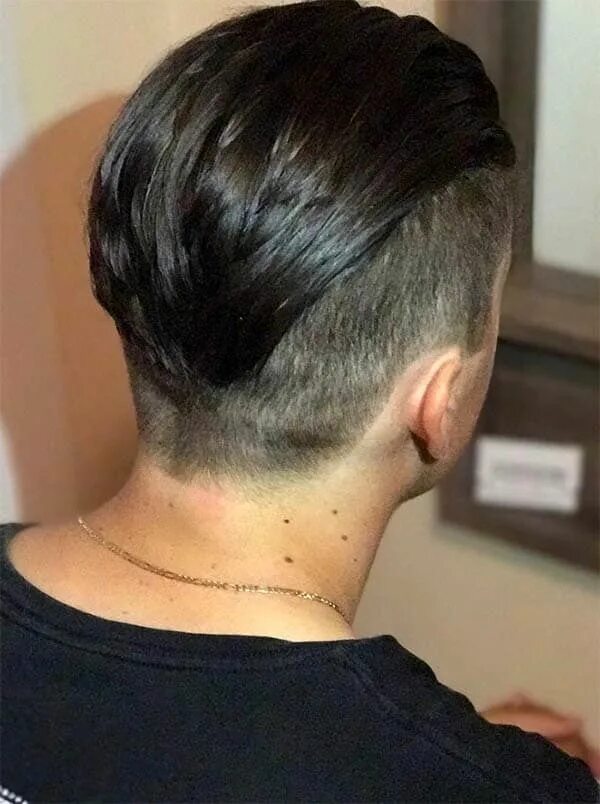 Прическа выбритый затылок мужская 20+ Mens Hairstyles Short Sides Long Top Beautiful Mens hairstyles short sides, 