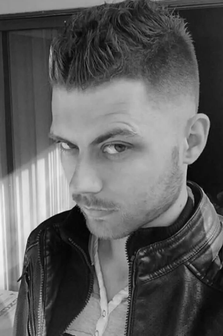 Прическа ястреб мужская Top 13 High And Tight Haircut Ideas For Men Video Video High and tight haircut, 