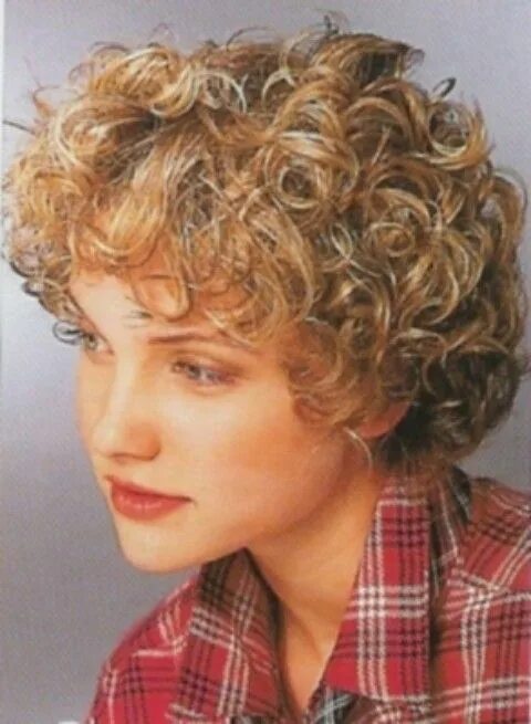 Прическа завивка на короткие волосы фото curly-short-hairstyles-2014-591 Short curly hairstyles for women, Short curly ha