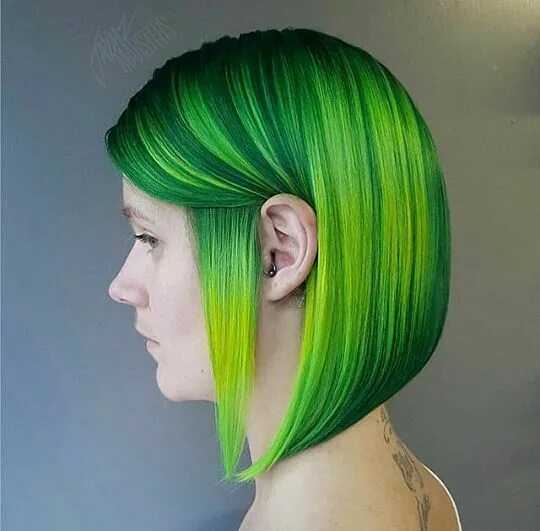 Прическа зеленые волосы Pin by Jessie Miyagaki on Hair Neon green hair, Hair color for women, Neon hair