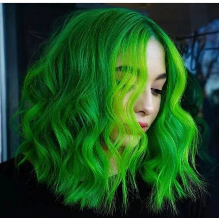 Прическа зеленые волосы #green Hair The Hottest Neon Hair Colors to Try in 2019 Neon hair, Neon hair col