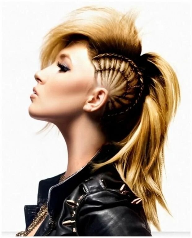 Прическа женская рок н ролла Mohawk hairstyles for women, Punk hair, Girl mohawk