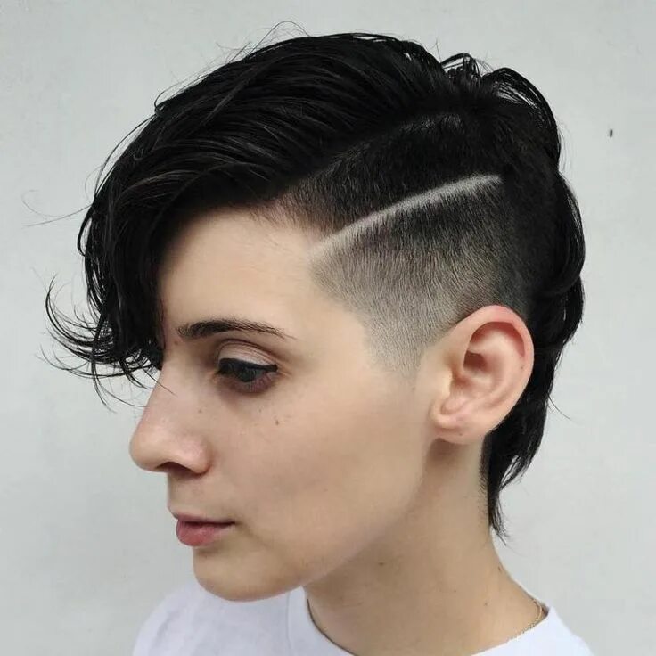 Прическа женский полосками Half Shaved Long Pixie Undercut hairstyles, Undercut pixie, Cool hairstyles