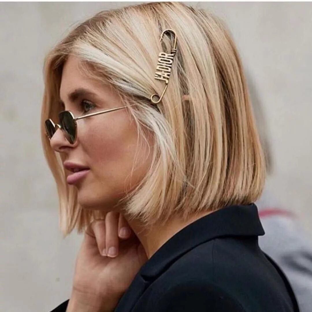 Прическа жесткое каре Заколки для волос - модный тренд сезона Coiffure carré court, Barrette cheveux, 