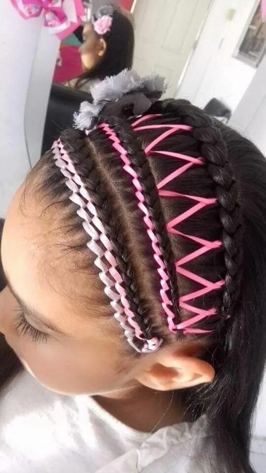 Прическа зигзаг для девочки Pin by Roscirisluismar on peinados Hair styles, Girl hairstyles, Kids hairstyles