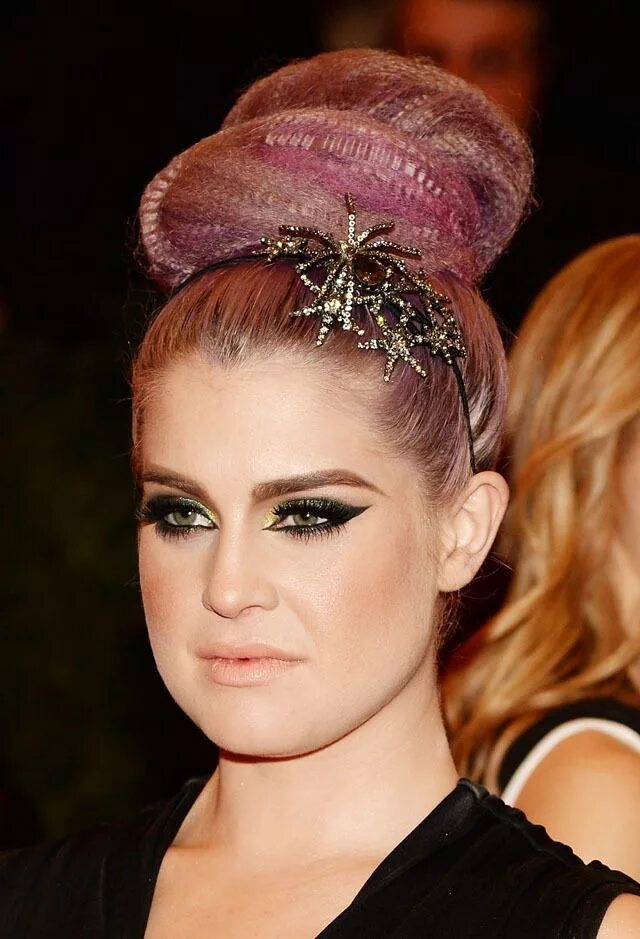 Прическа звезда фото Love love love love Kelly Osbourne makeup from the Met Gala 2013. Hair styles 20