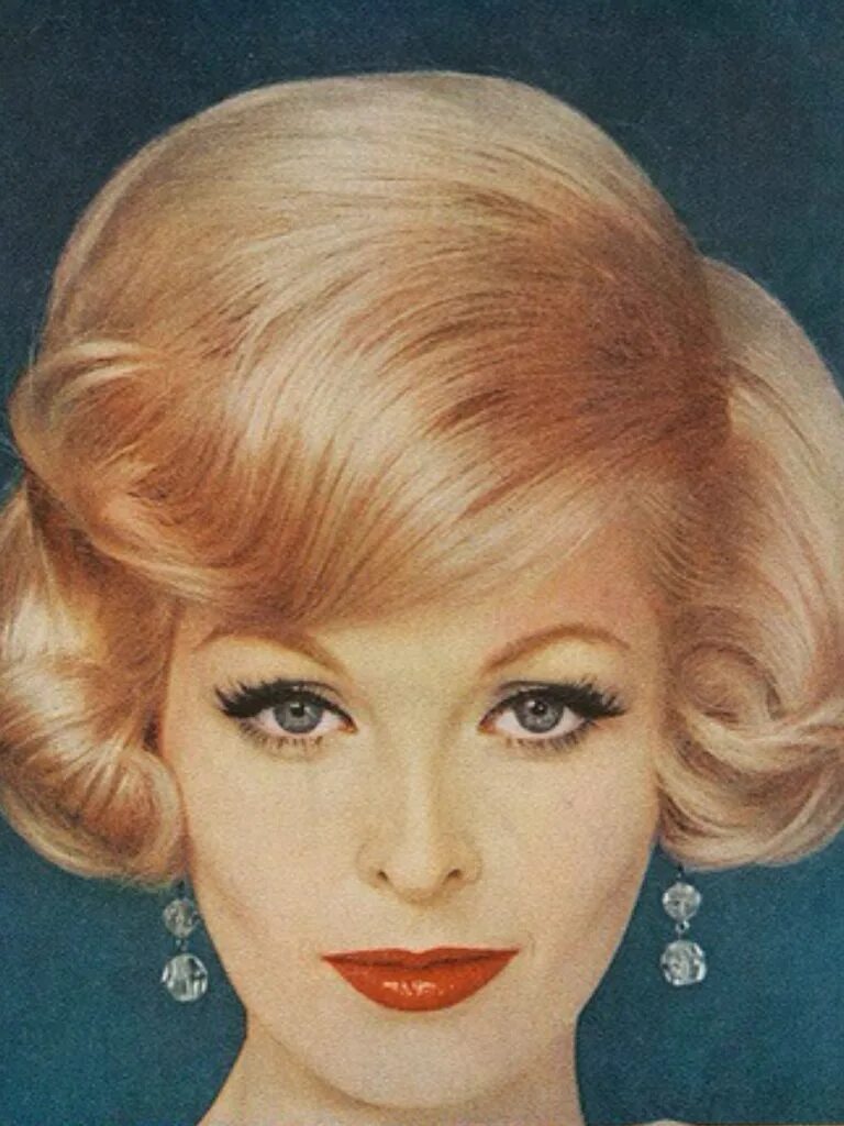 Прически 00 х годов женские Sara Thom, October Vogue 1962 1960 hairstyles, Vintage hairstyles, Womens hairst