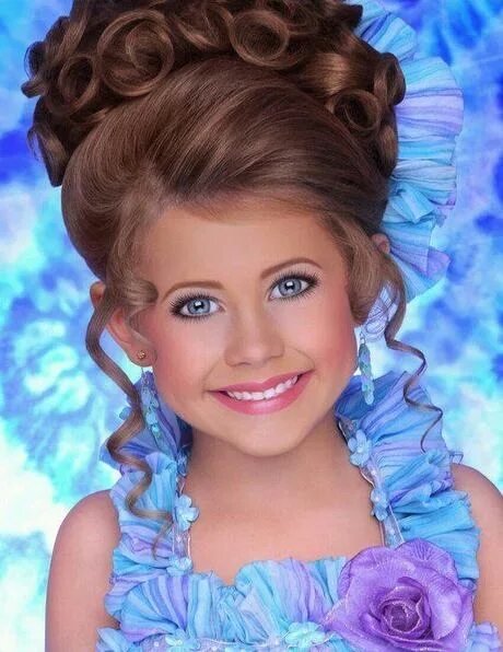 Прически 10 11 лет Toddlers And Tiaras Glitz pageant hair, Pageant hair and makeup, Pageant hair