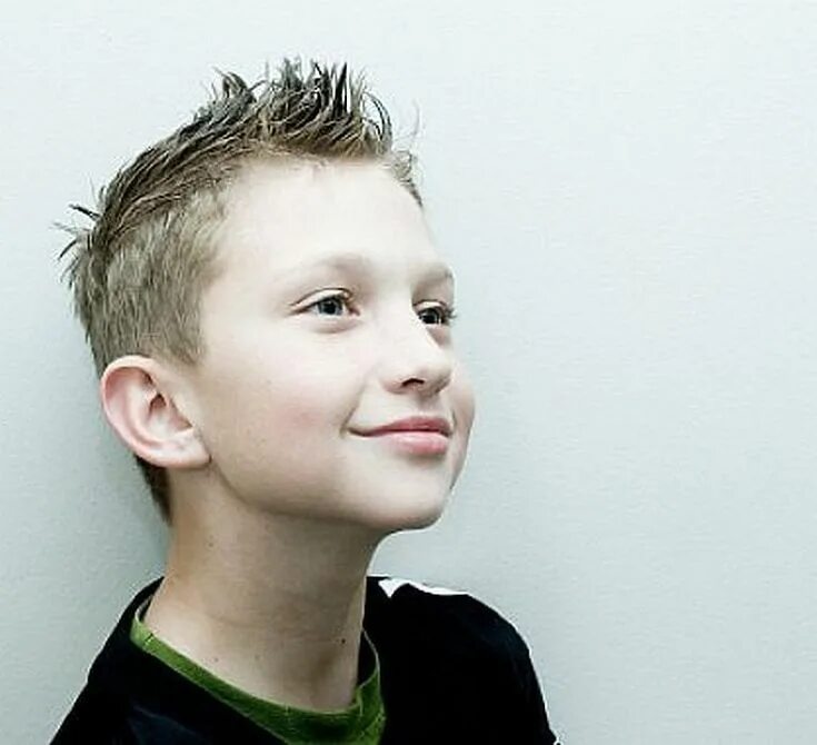 Прически 13 14 лет 36 Trendy Spiky Hairstyle for Teen Boys Boy hairstyles, Boys haircut styles, Kid