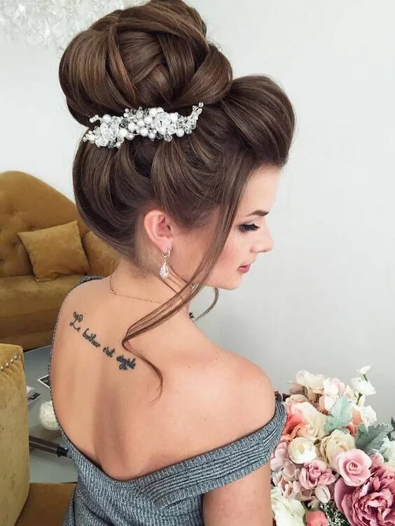 Прически Simple and Stunning Wedding Hairstyles Penteado casamento preso, Penteados noiva