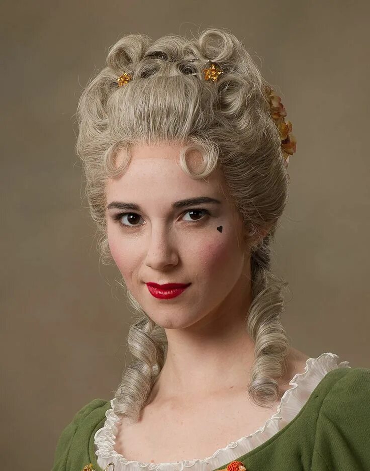 Прически 17 Historical Wig Styling–Detail Photos - Modern Historical hairstyles, 1700s hairs