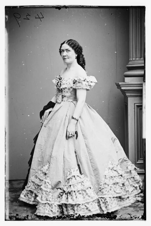 Прически 1860 годов Mme. Clara M. Brinkerhoff ca. 1860s Fashion history, Historical dresses, Fashion