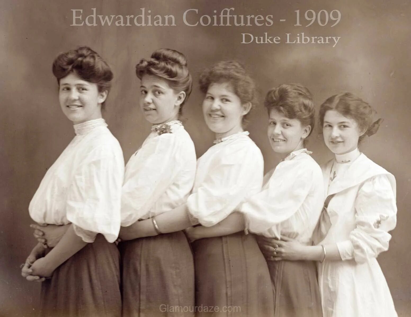 Прически 1910 года женские Women show the latest pompadour hairstyles -1909 Womens hairstyles, Edwardian ha