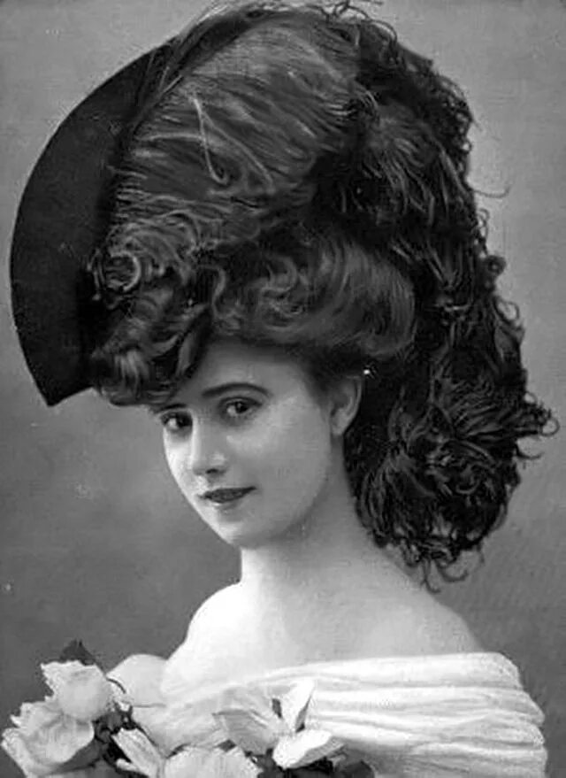 Прически 1910 года женские Giant Hats: The Favorite Fashion Style of Women From the Early Years of the 20th