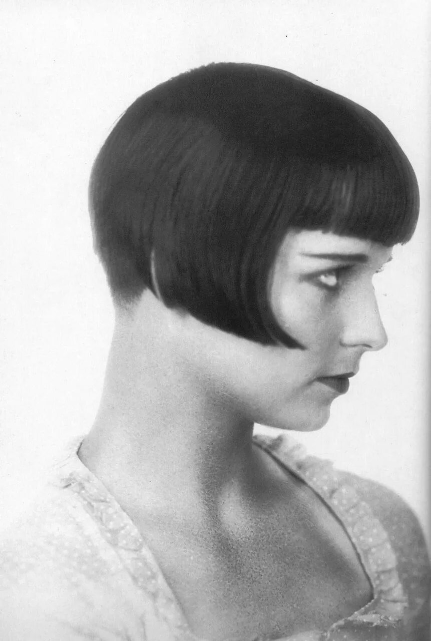 Прически 1920 годов женские на короткие волосы brooks. Louise brooks, Vintage hairstyles, Wedding hair inspiration