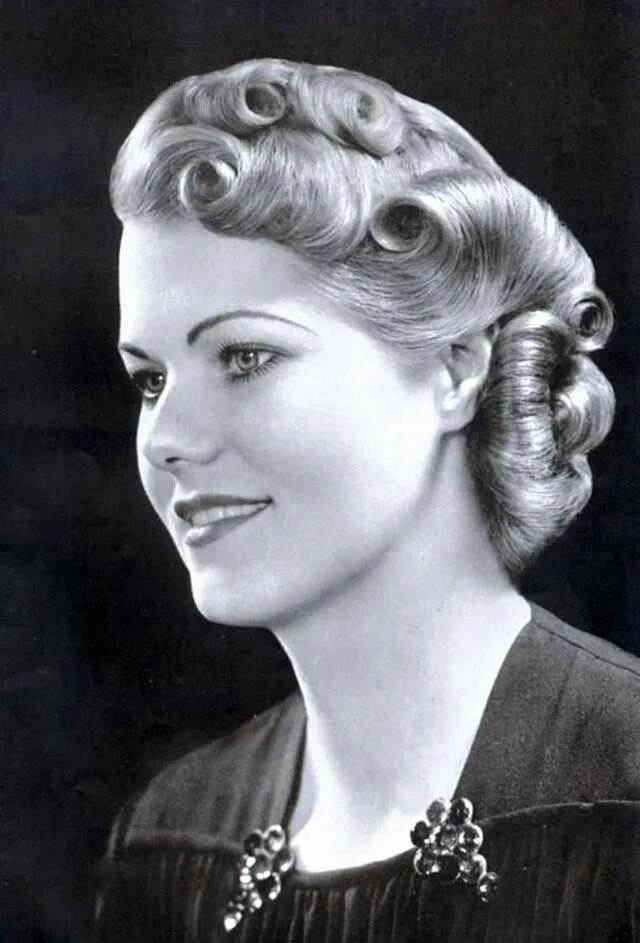 Прически 1930 годов Easily identify the key trend of the 30&#39;s hairstyles were wave. Depending on