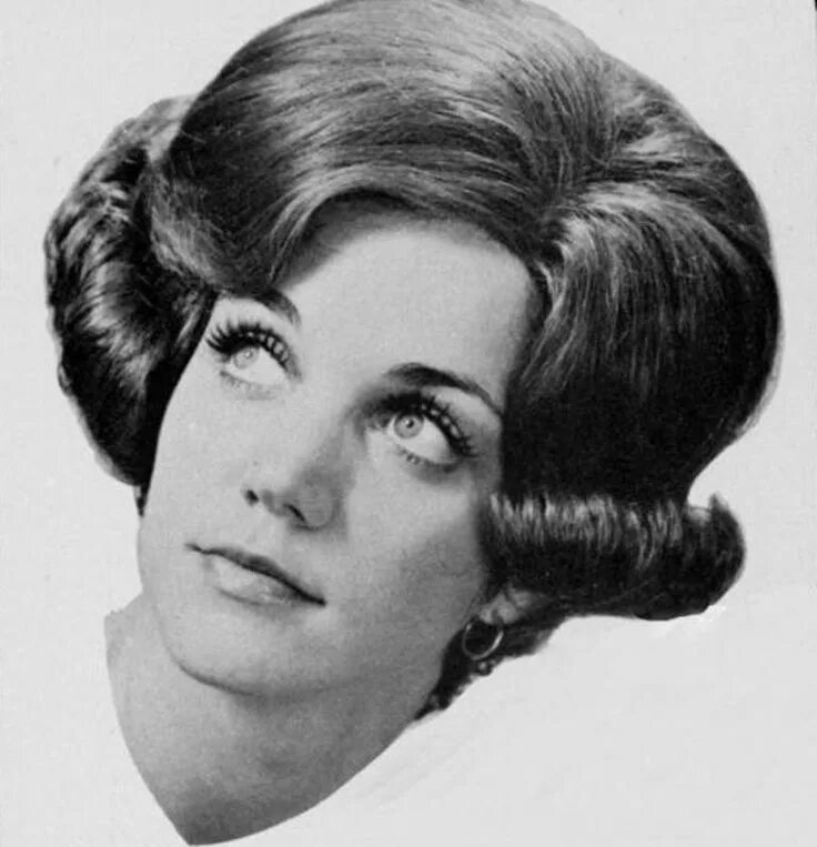 Прически 1950 годов женские Vintage hair Photo coiffure, Coiffure, Soin cheveux