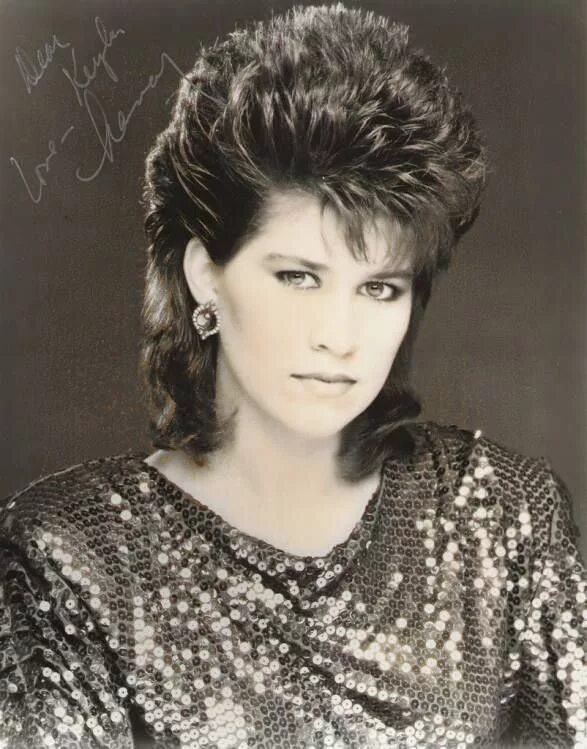 Прически 1995 года Nancy Mckeon photo gallery Previous image - Next image " Прически средней длины,