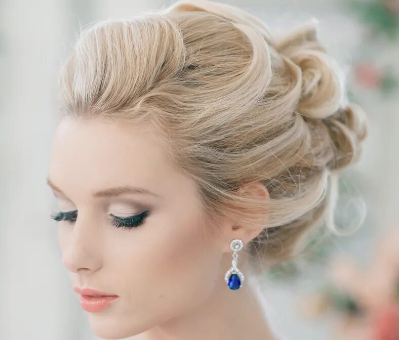 Прически Pin on wedding makeup