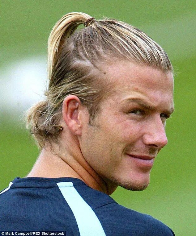 Прически 2004 года Romeo Beckham sports man bun... as David jokes he's his copycat David beckham ha