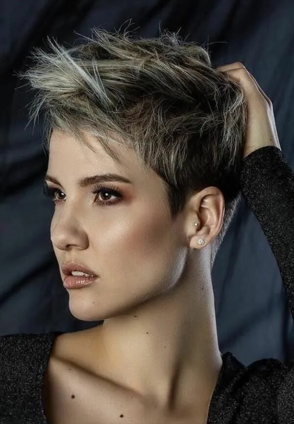 Прически 2023 женские Hairstyle 42 Cool female short pixie haircut & hair color ideas to be hot 2021! 