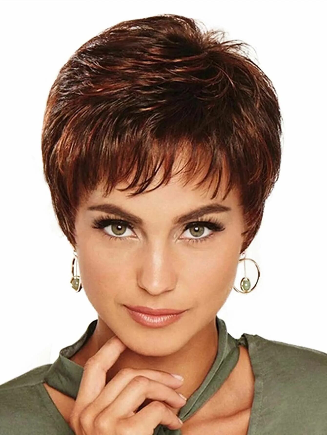 Modische kurze Haarschnitte für Frauen 2024 / Fashionable short haircuts for wom