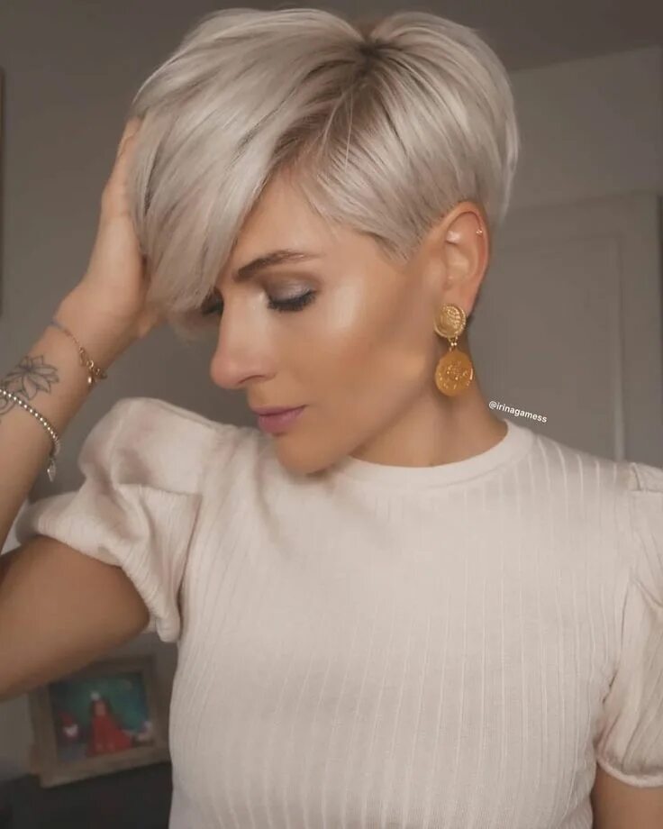 Прически 2024 женские короткая стрижка Easy trendy hairstyle ideas Birthday wig hairstyle Short white hair, Short hair 