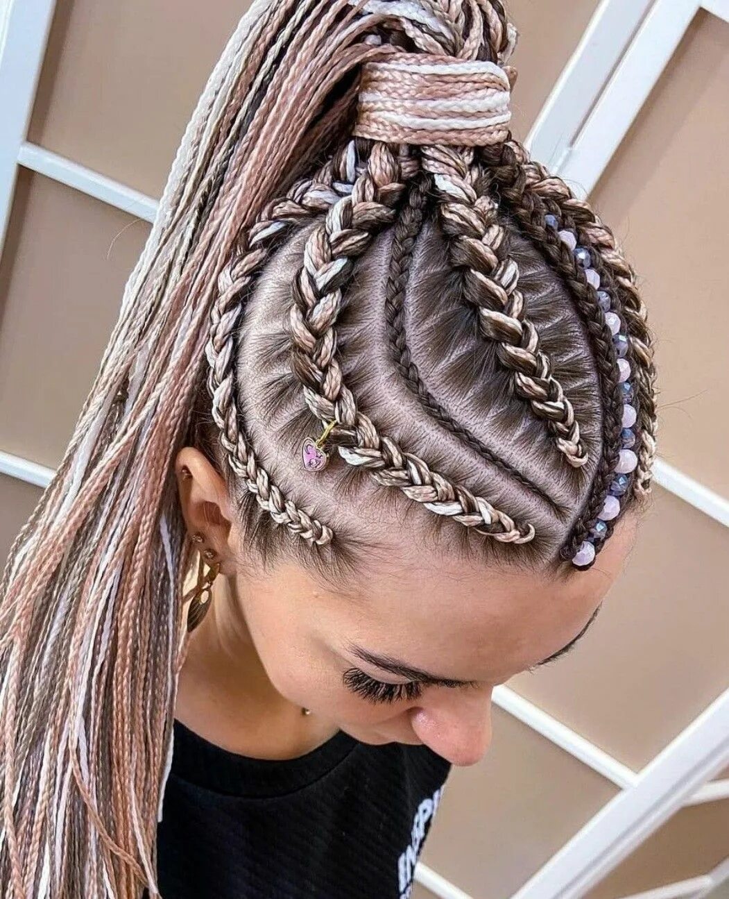 Прически 2024 женские заплетенные Pin en It's All About The BRAIDS Trenzas con extensiones, Trenzas con kanekalon,