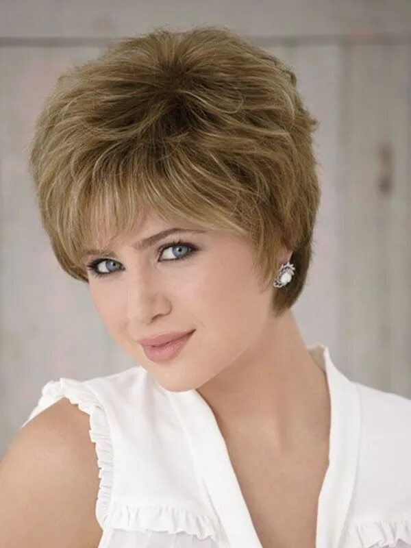 Прически 50 женские для коротких волос 70+ Best Short Hairstyles For Women Over 50 - FeminaTalk Short hair styles, Hair